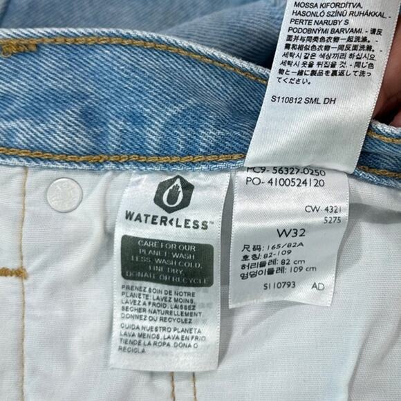 Levi’s 501 Original Fit High Rise Jean Shorts Distressed
 size 32 - Picture 7 of 7